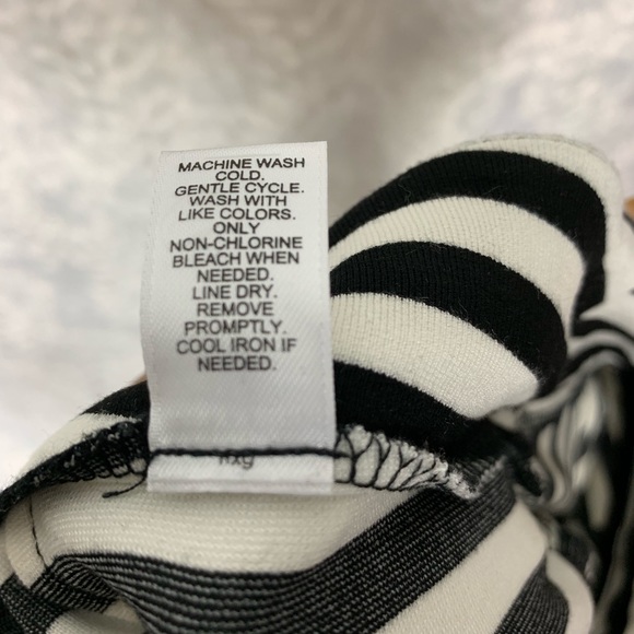 Asymmetric Pencil Skirt - Picture 5 of 5